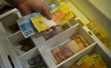 Brasileiros têm mais de R$ 10 bilhões esquecidos; saiba se você tem dinheiro a receber