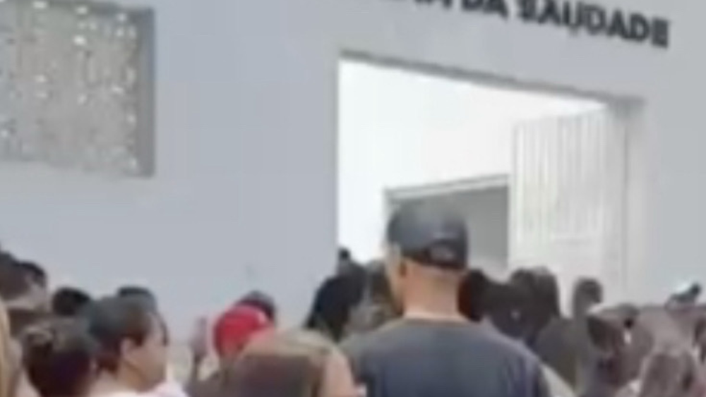 Despedida do influenciador ‘Valioso’ é marcada por emoção; veja o vídeo