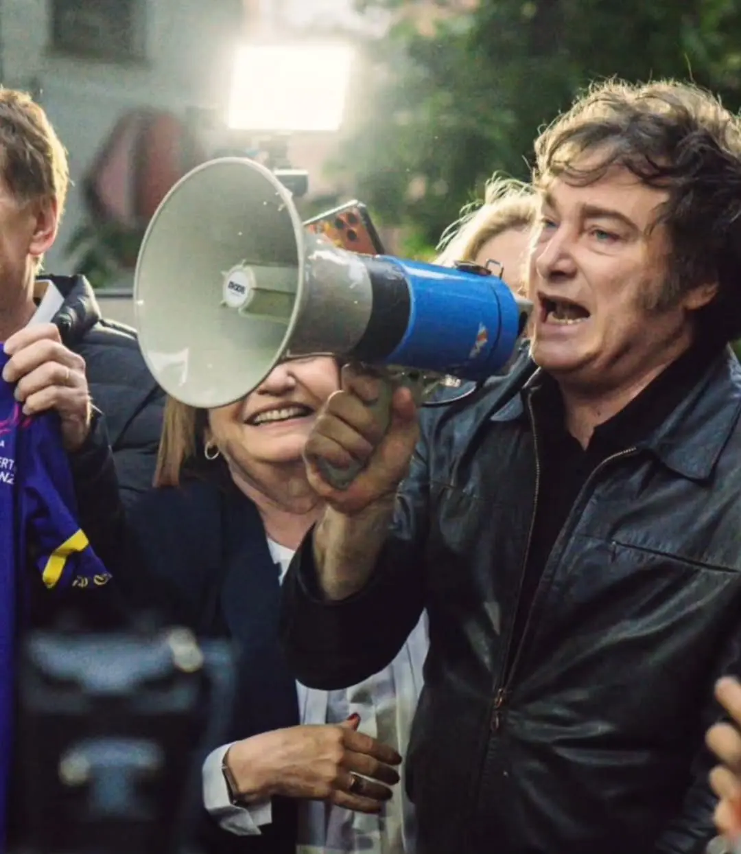 Milei inclui Comando Vermelho e PCC como organizações narcoterroristas