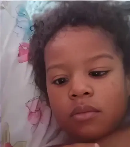 Pai mata filho de apenas dois anos e se entrega à Polícia (Foto: Reprodução / Redes Sociais)