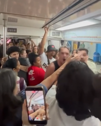 Homens invadem vagão exclusivo para mulheres e causam confusão no MetrôRio