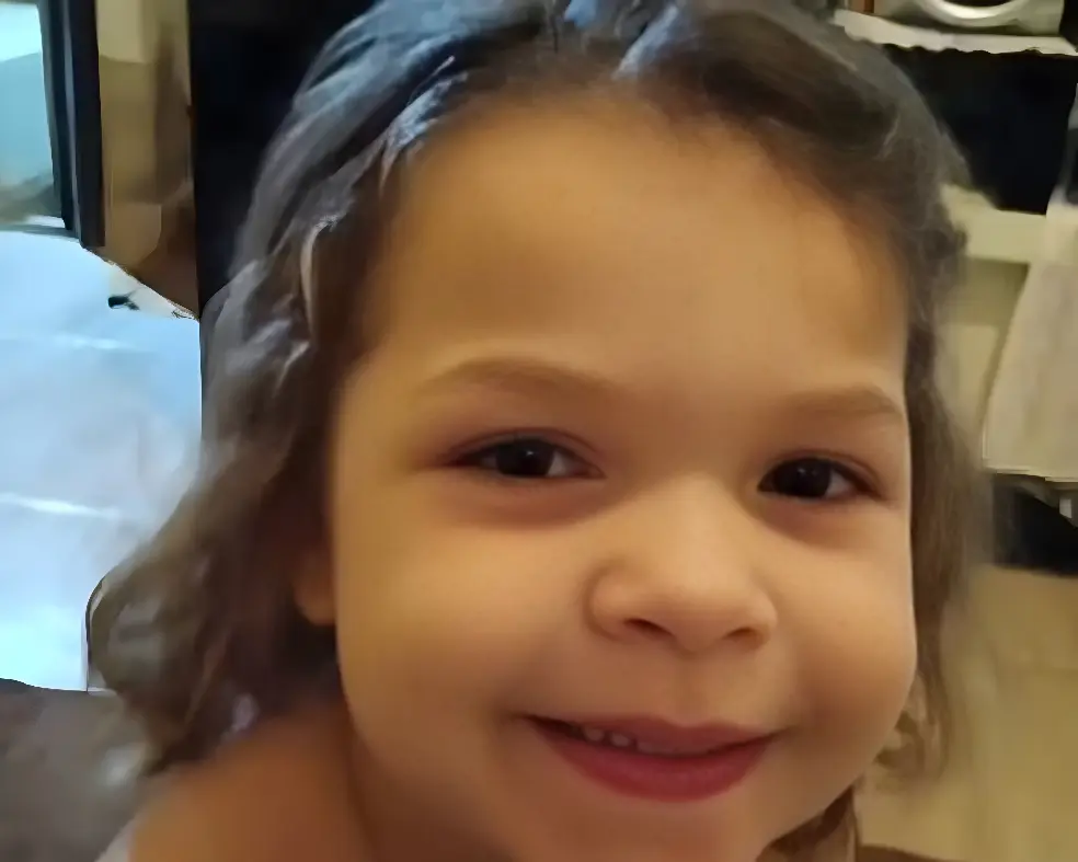 Menina de três anos morre após ingerir remédios controlados da mãe (Foto: Reprodução)
