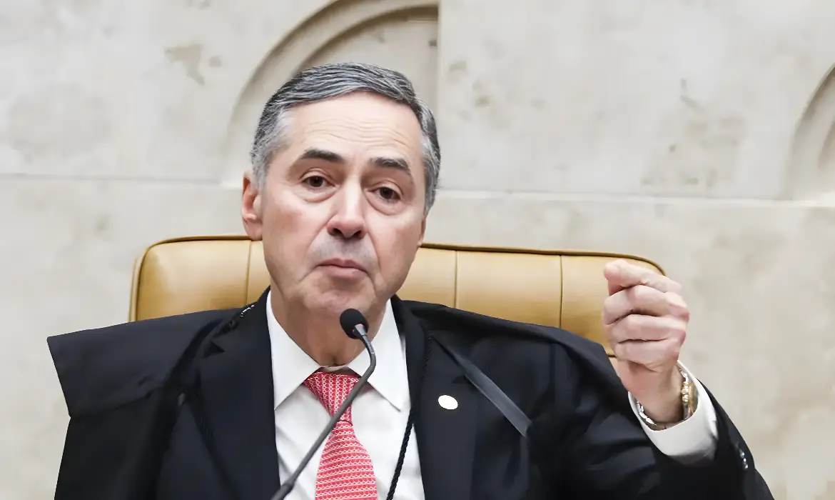 Barroso pede para tema sobre descriminalização do aborto voltar a ser debatido (Foto: Valter Campanato / Agência Brasil)