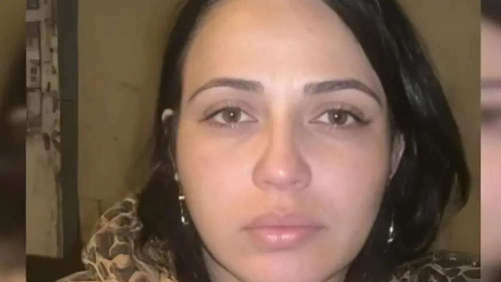 ‘Miss do crime’ apontada como chefe de gangue é presa
