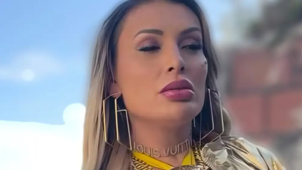 Andressa Urach lança carreira na música como ‘MC Ímola’