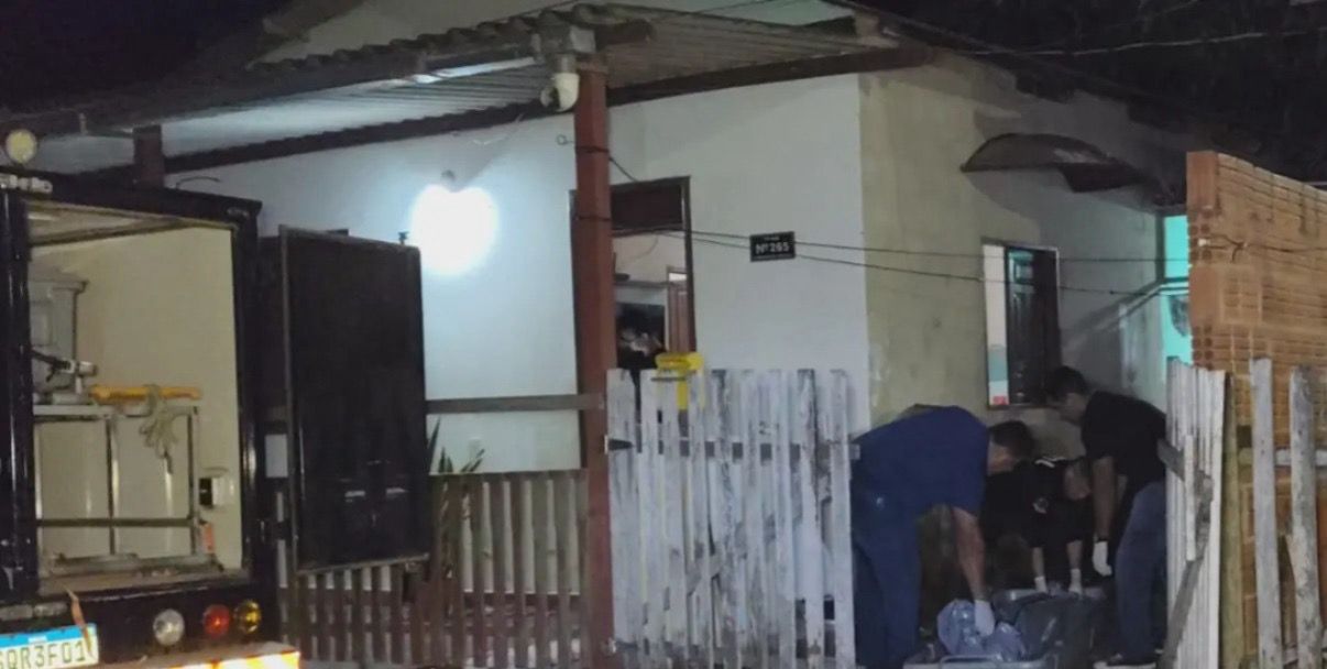 Tenente aposentado executa a esposa na frente das filhas