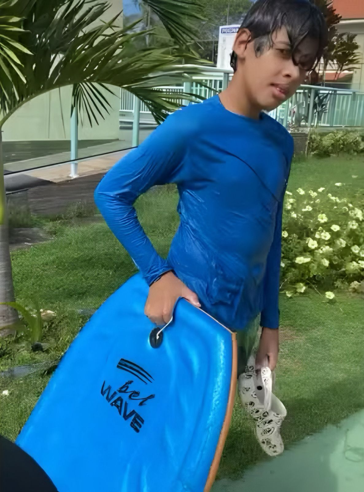 Garoto de 12 anos morre após disparo acidental com arma do pai