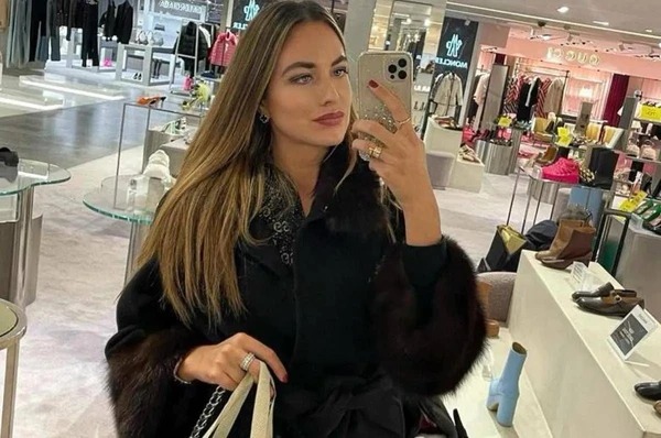 Modelo famosa é morta a facadas pelo companheiro em prédio de luxo