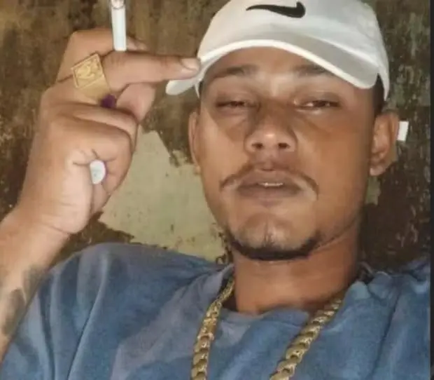 Homem é sequestrado, torturado e morto após disputa pelo tráfico de drogas (Foto: Reprodução/Redes sociais)