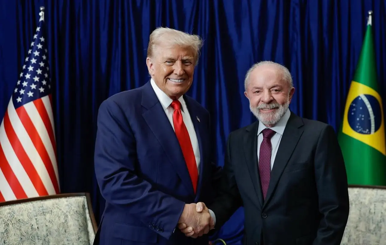 Trump e Lula se reuniram  nesta terça-feira (Foto: Ricardo Stuckert / PR)