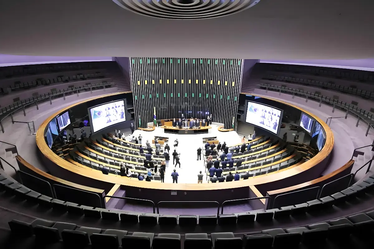 Câmara aprova projeto de lei que aumentas penas de crimes de pedofilia (Foto: Zeca Ribeiro / Câmara dos Deputados)