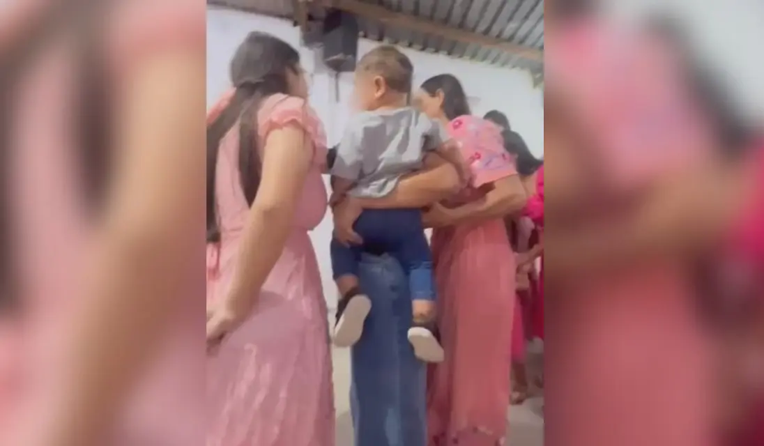 Mulher invadiu culto afirmando ter caso com pastor em Manaus - Reprodução/ Redes sociais