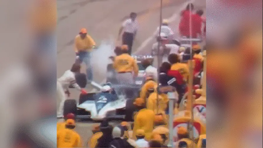 Fogo invisível do metanol durante acidente da Formula Indy - Reprodução/ Redes sociais
