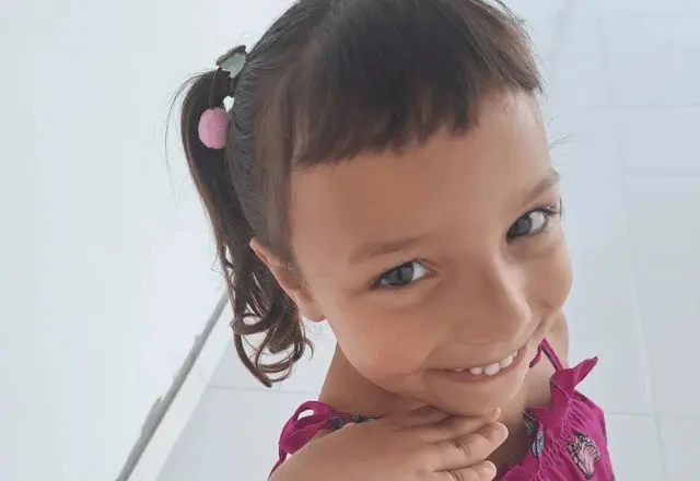 Criança encontrada morta no quintal estava desaparecida desde o início do mês  (Foto: Reprodução)