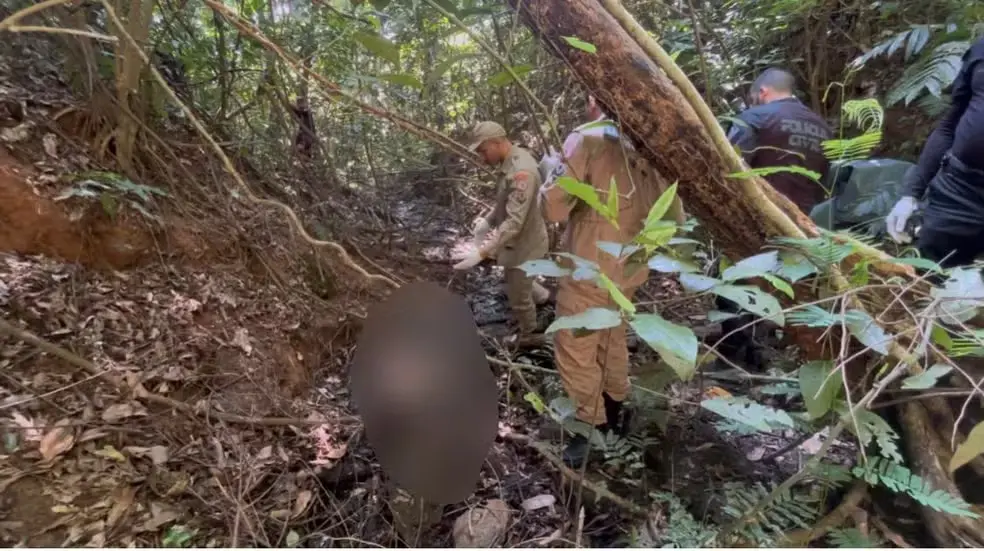 Polícia encontra corpo em área de mata no Horto, na Zona Sul do Rio, e investiga se é do russo Denis Kopanev — Foto: Reprodução