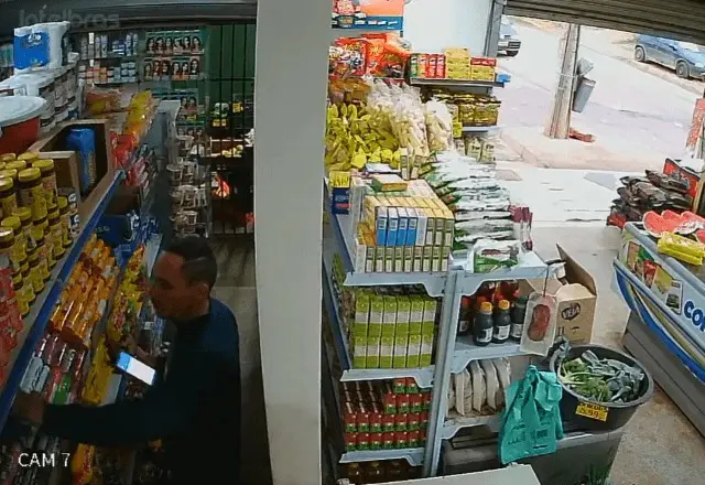 Preso disse que comprava produtos de valor baixo para 
