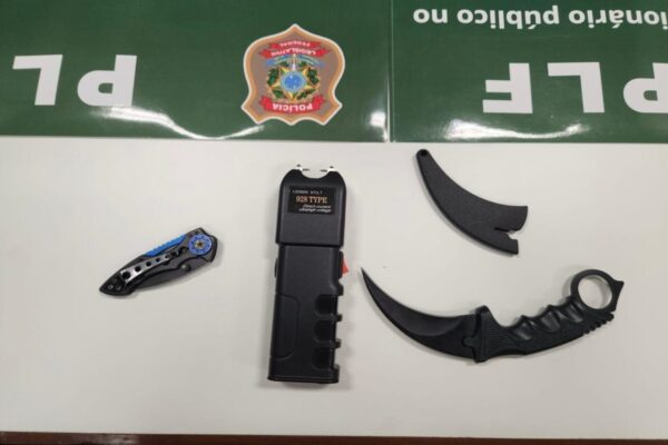 PLF barrou três suspeitos que tentaram entrar no Congresso armados (Foto: Polícia Legislativa Federal)