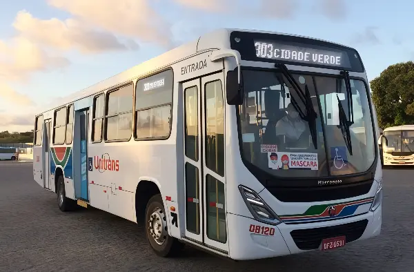 Homem pula catraca de ônibus e esfaqueia motorista (Foto: Divulgação Prefeitura João Pessoa)