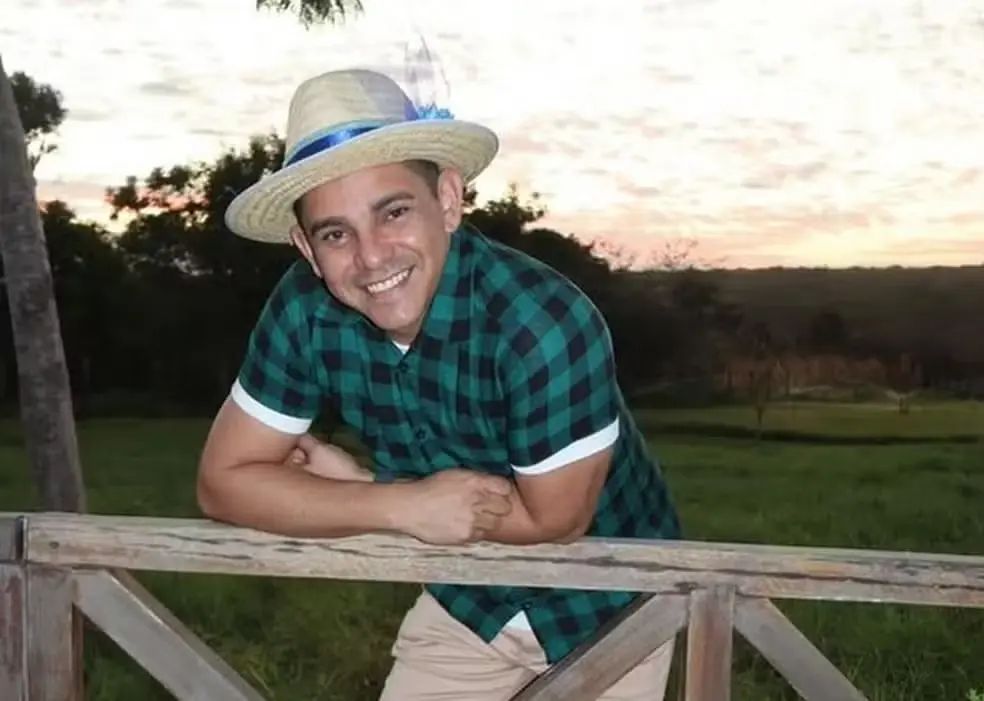Professor Gean Passos foi encontrado morto após ser jogado de penhasco por alunos - Foto: Reprodução
