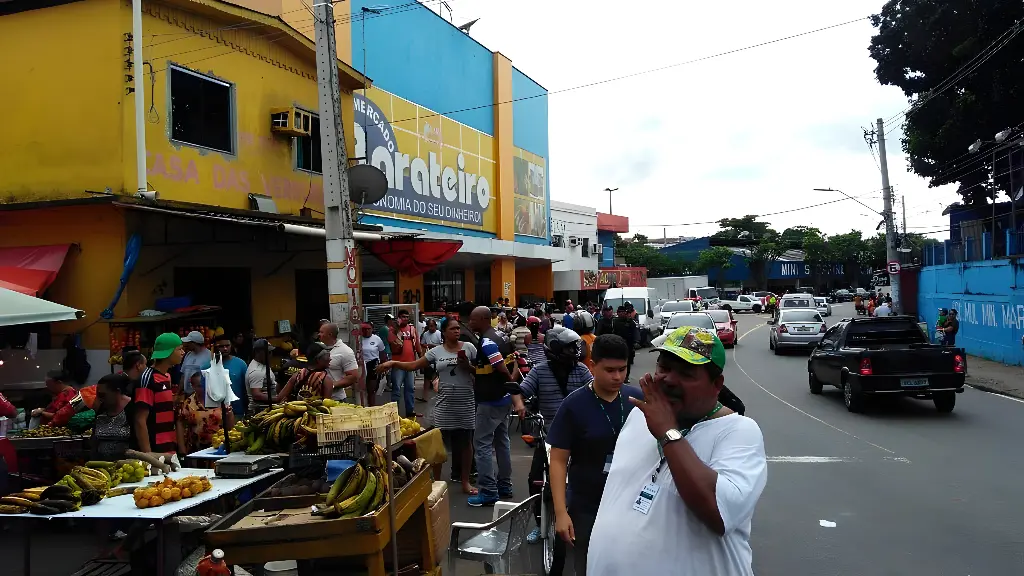 'Tarado' é preso após pego se masturbando em supermercado (Foto: Reprodução) 