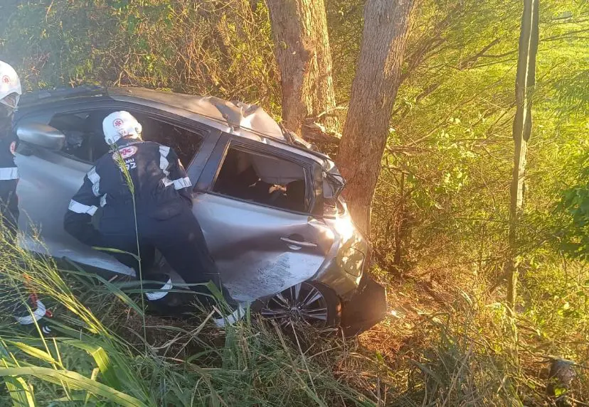 jogador de volei morre em acidente grave no paraná