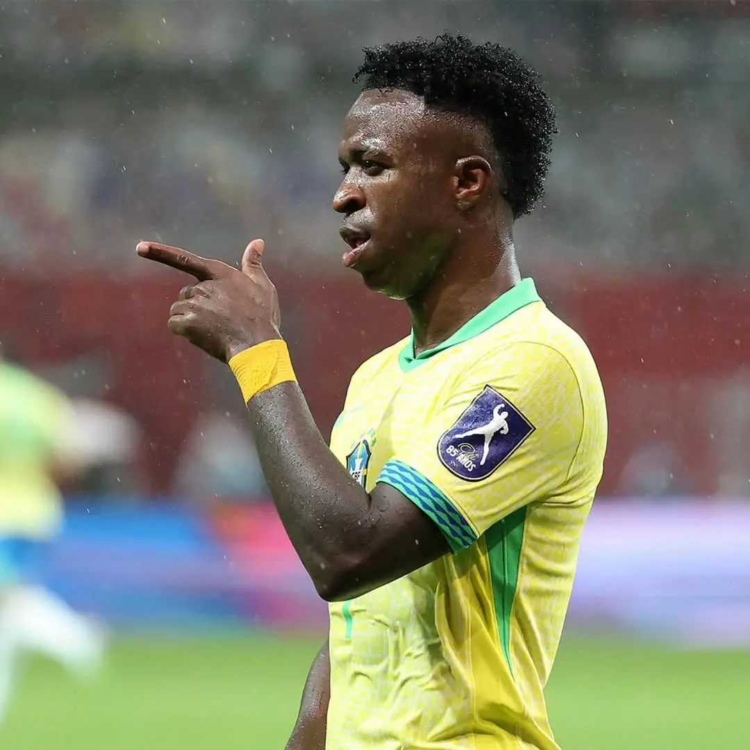 Vini Jr. reage a comentário sobre Virginia: 'Calou minha boca'