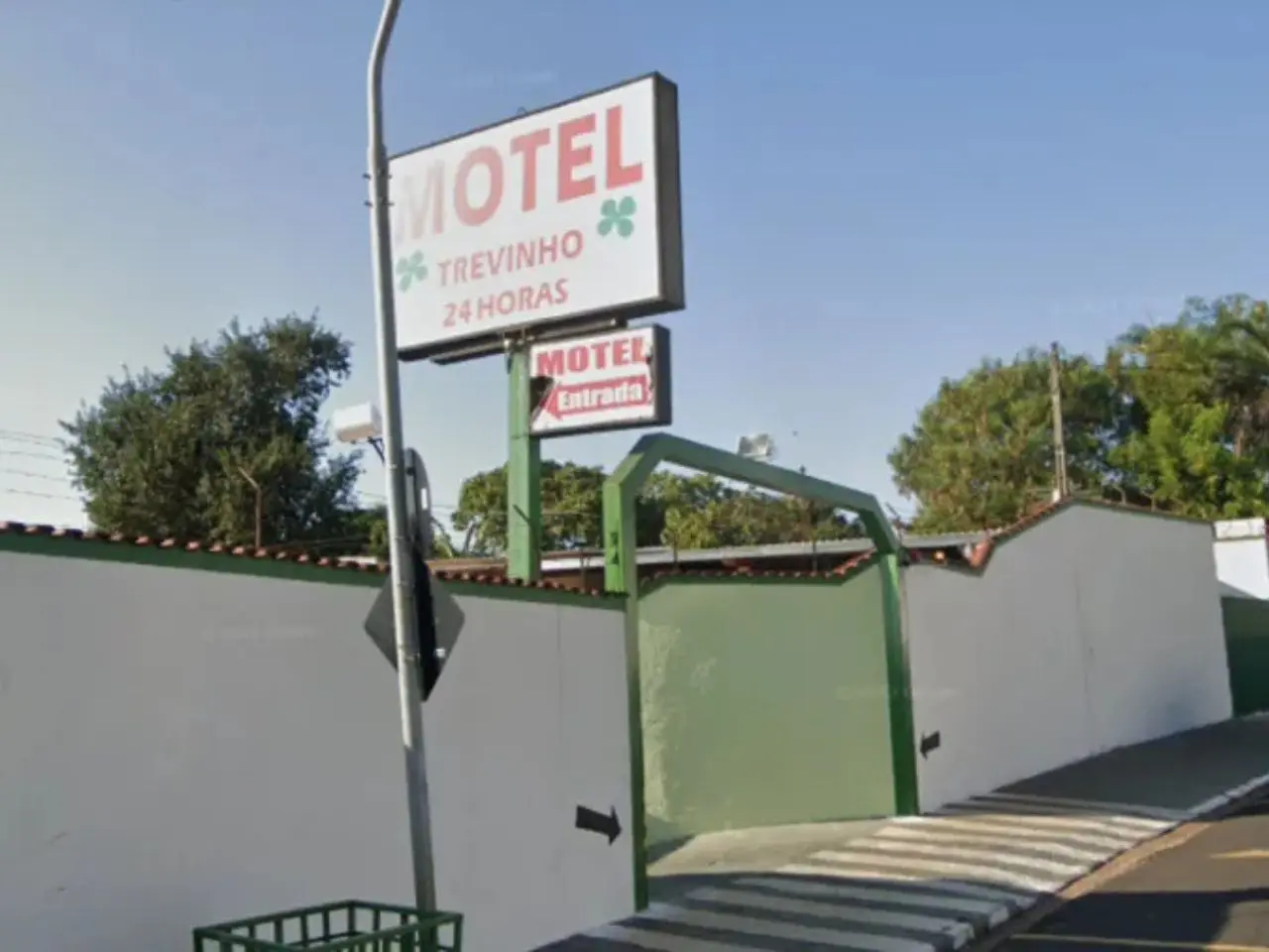 Morta em motel, mulher é encontrada nua e com toalha no rosto