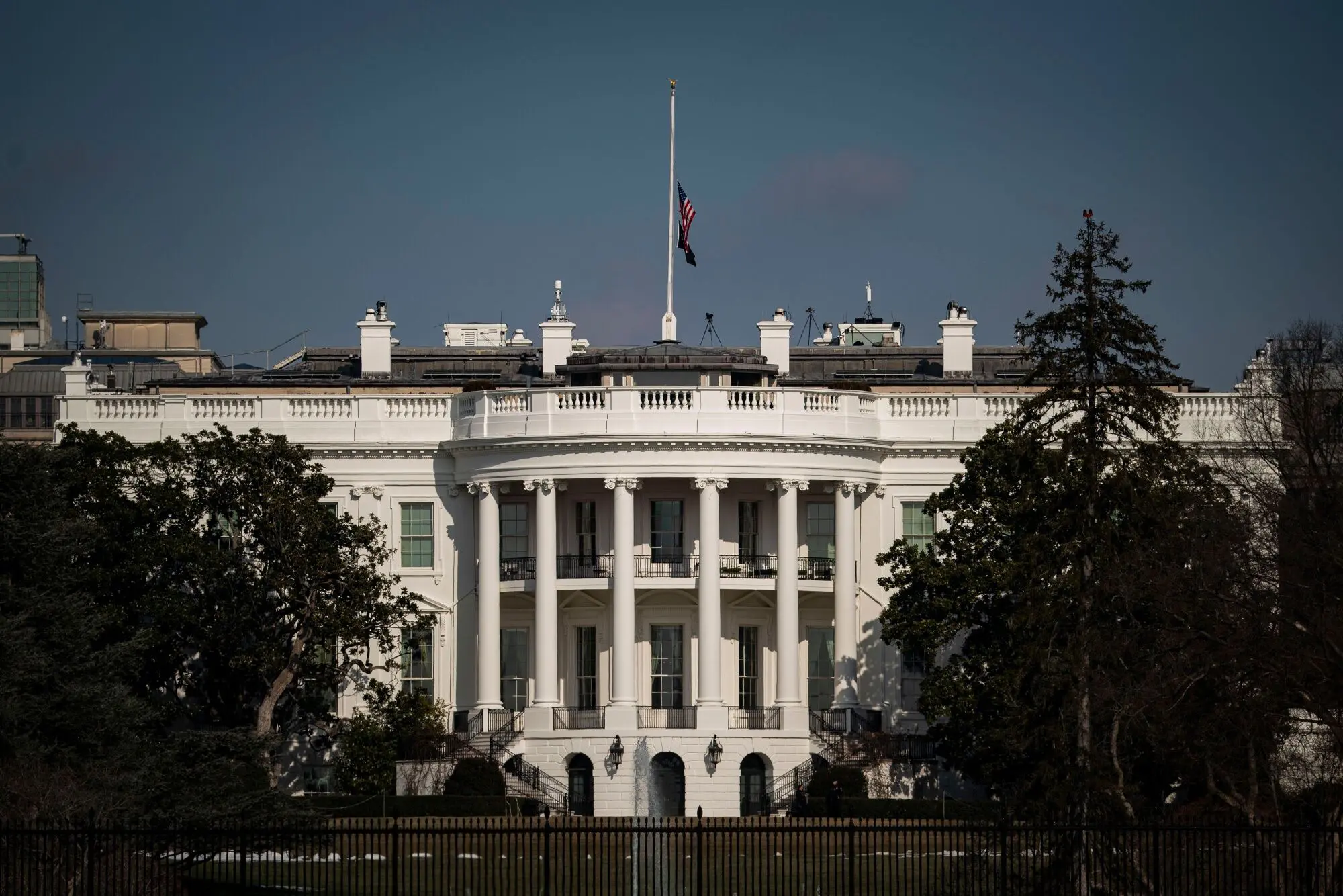 Suspeito em ataque na Casa Branca é preso (Foto: 2025 Bloomberg Finance LP)