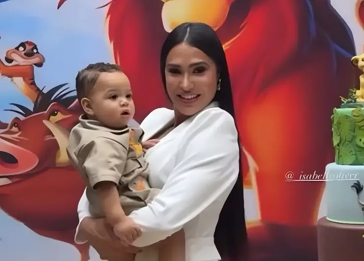 Belo não vai a aniversário de neto e Gracyanne Barbosa é quem explica ausência (Foto: Reprodução Redes Sociais)