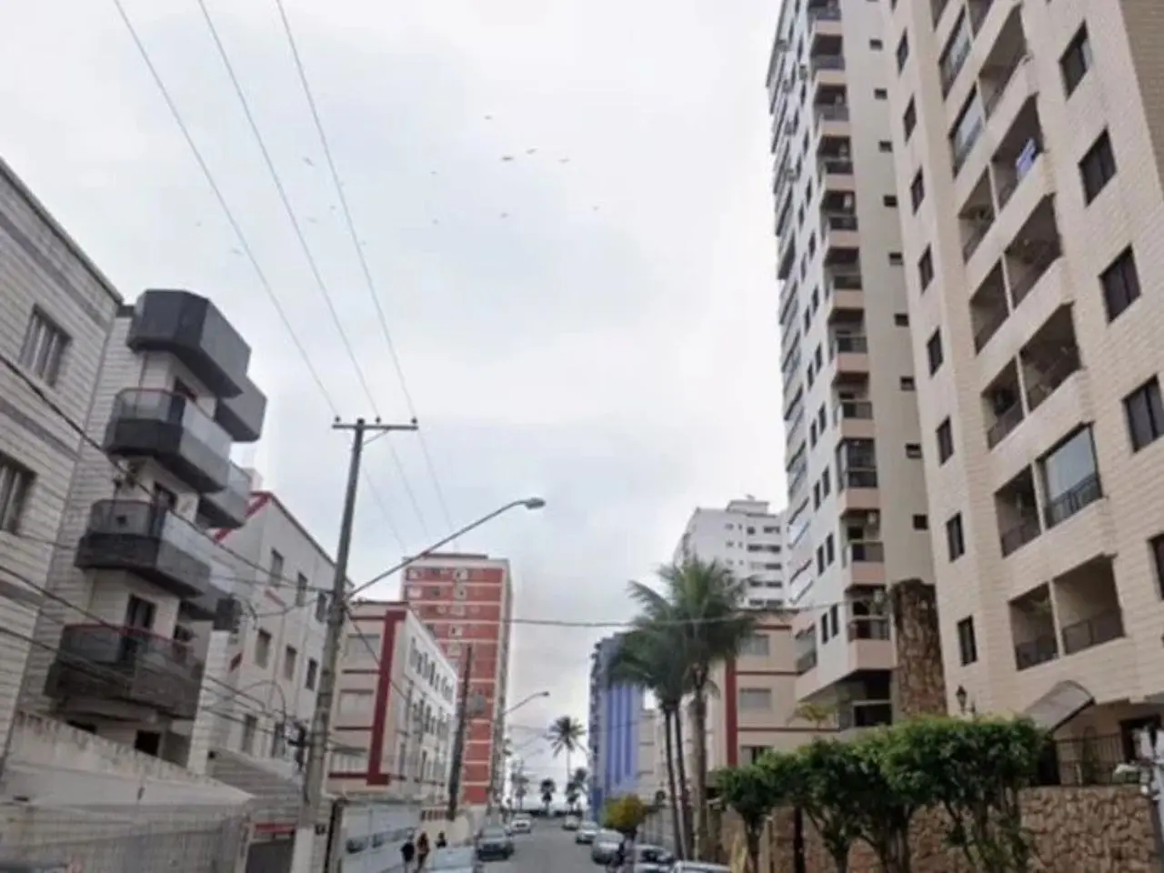 Idoso cai do 15⁰ andar enquanto instalava luzes natalinas
