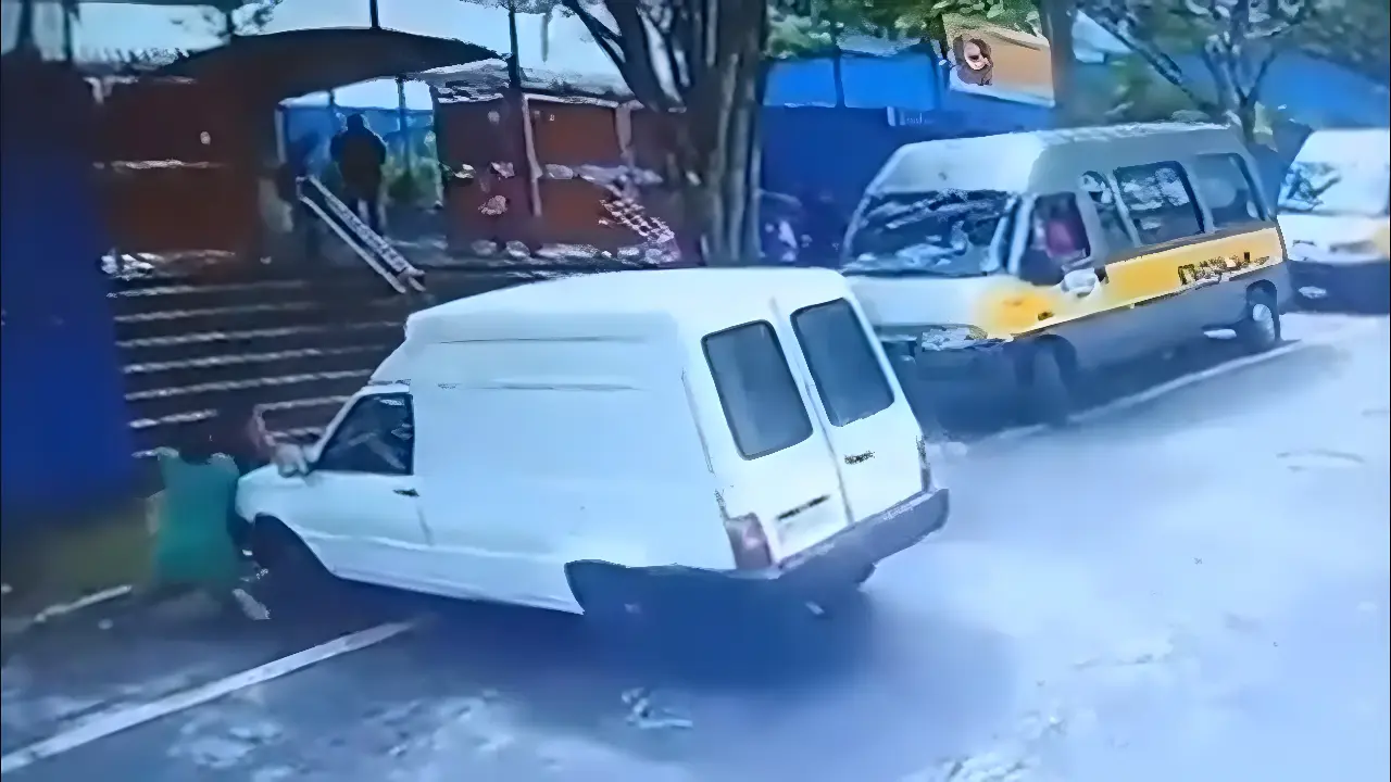 Vídeo: homem atropela ex-mulher e sogra após discussão sobre pensão