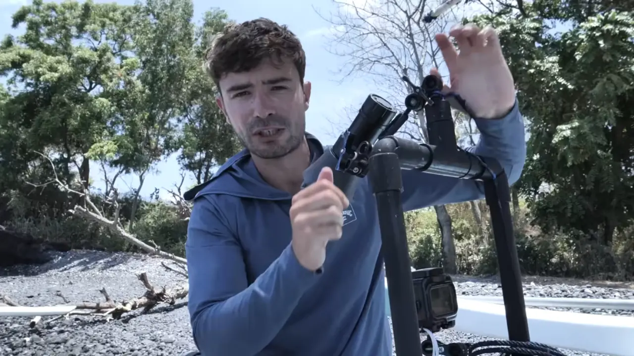 Influenciador registra criatura misteriosa em vídeo; veja