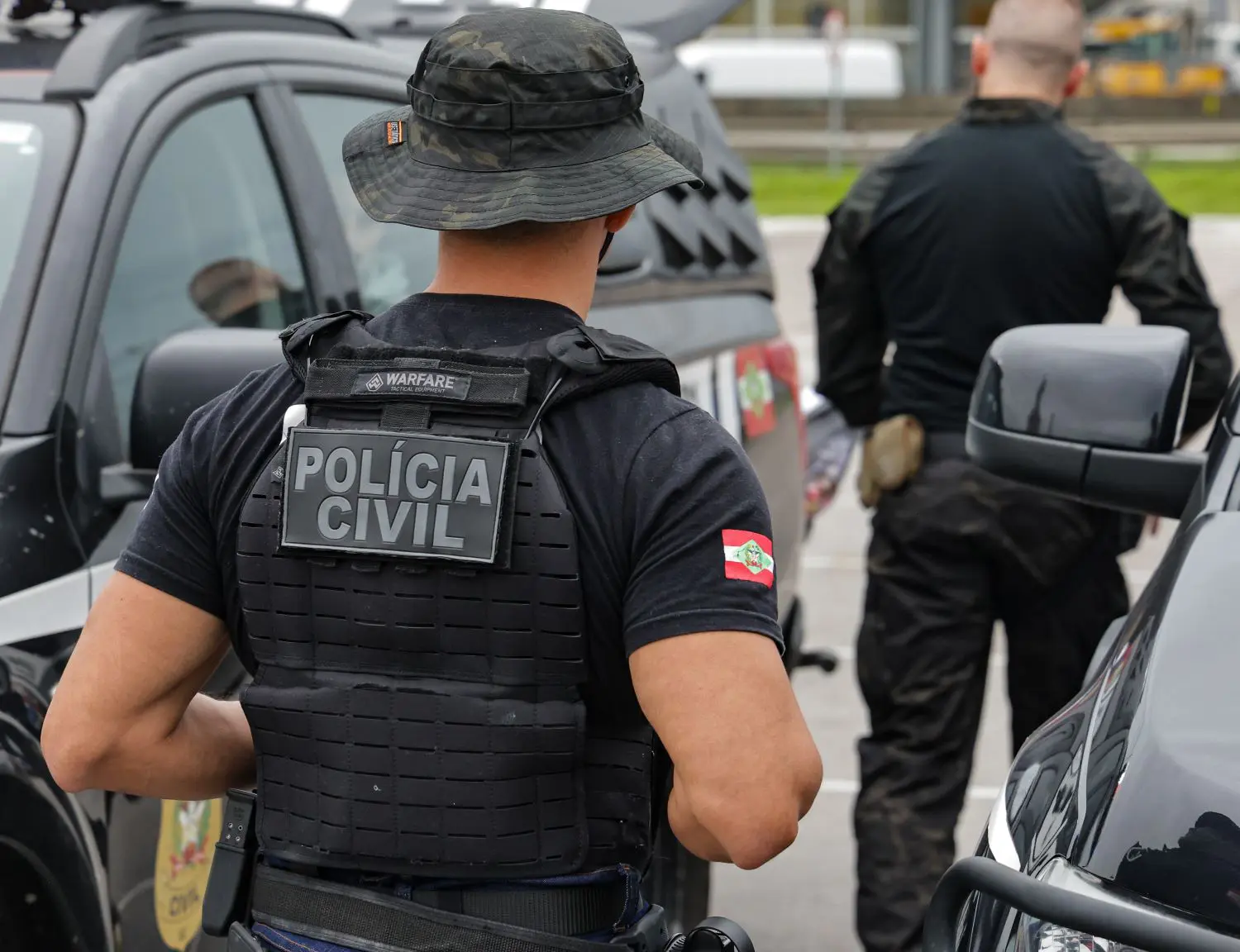 Pai da criança encontrada morta em João Pessoa se apresenta à polícia em Florianópolis e é preso. Foto: PCSC.