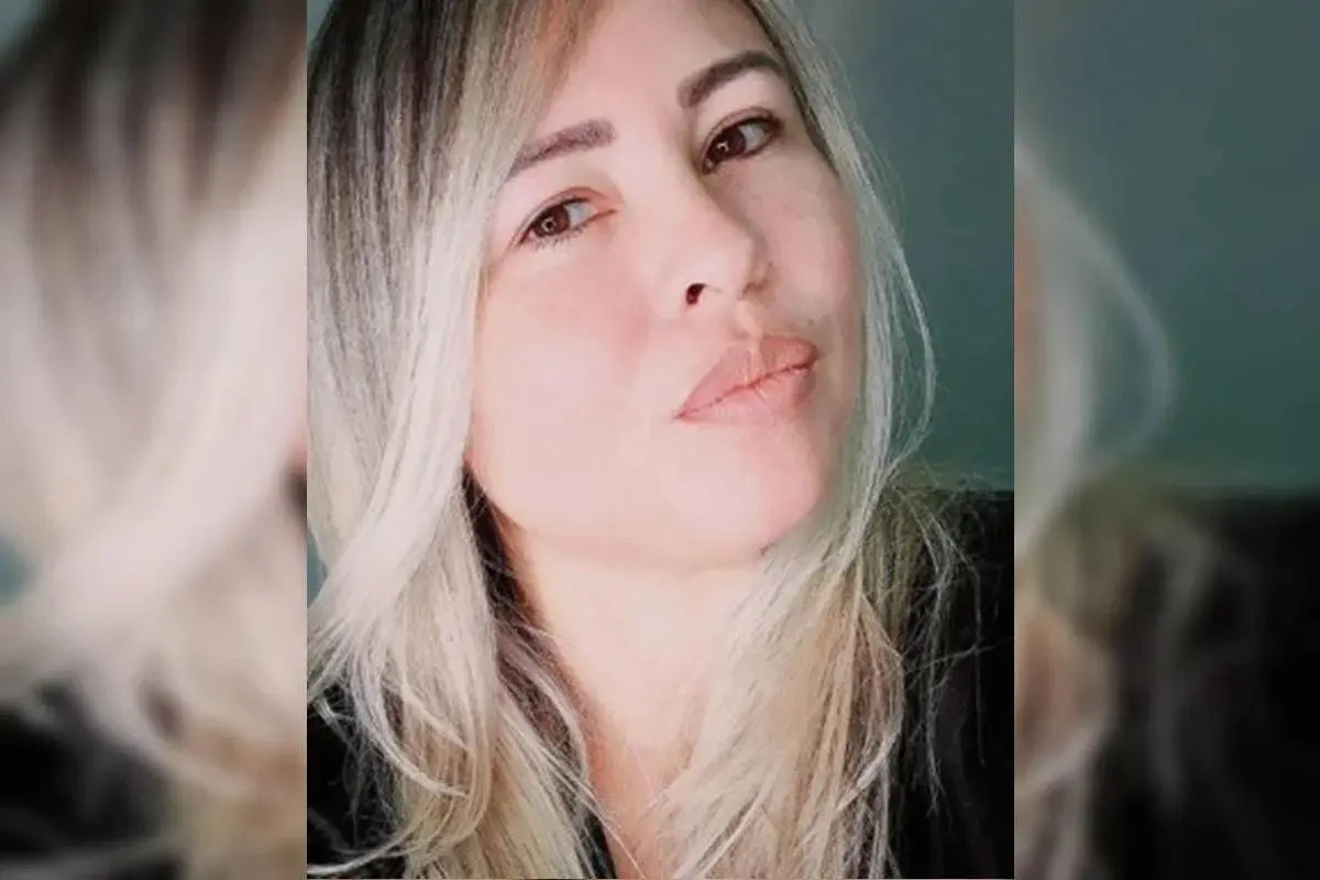 Policial Penal é encontrada morta em casa com muro marcado pelo CV: 'X9'  (Foto: Reprodução/Redes sociais)