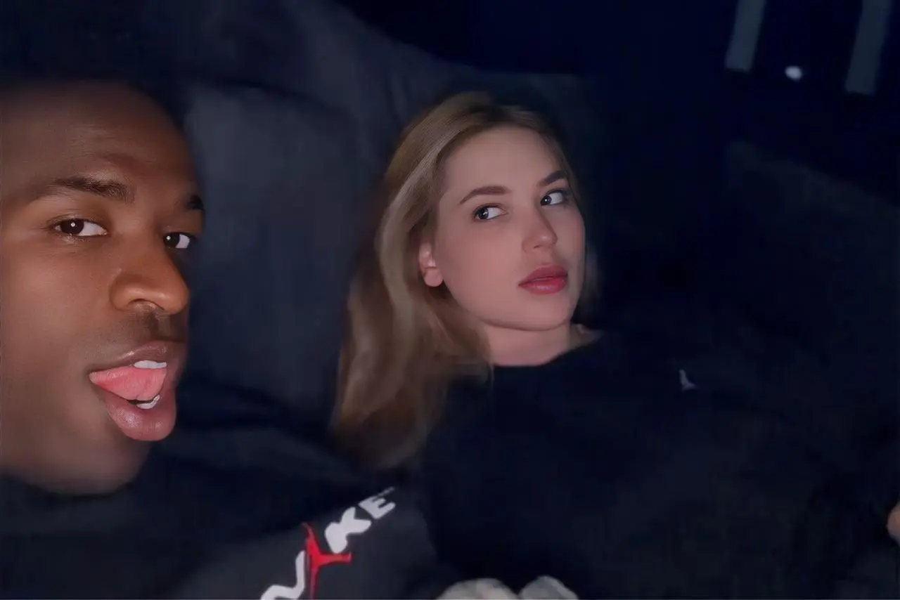 Vini Jr. publica foto com Virginia no TikTok || Reprodução: Redes Sociais 