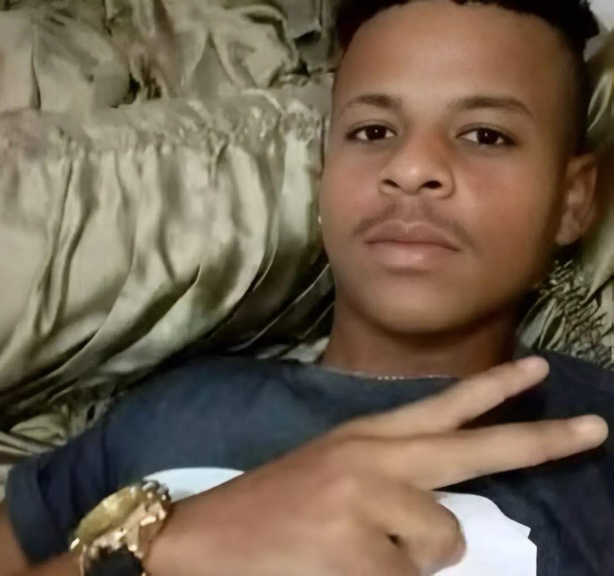 Durante briga por som alto, mulher mata marido a facadas (Foto: Reprodução/Redes sociais)