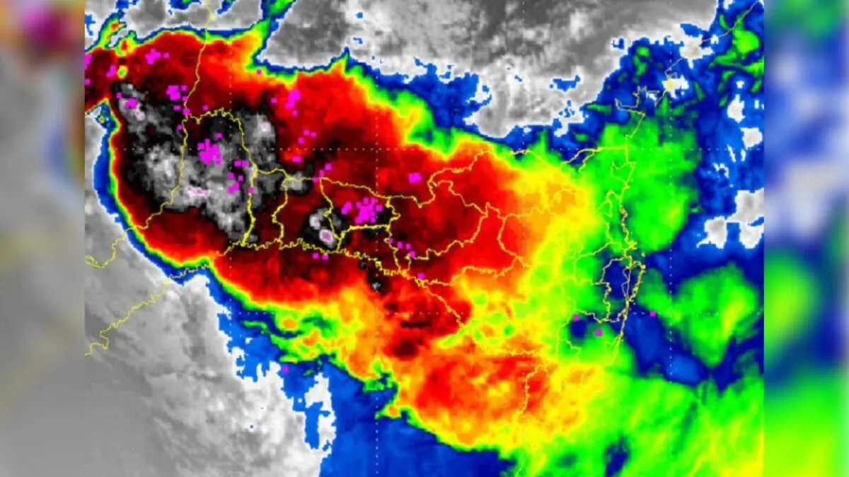 Imagens de satélite chocam e mostram ciclone extratropical ‘engolindo’ SC
