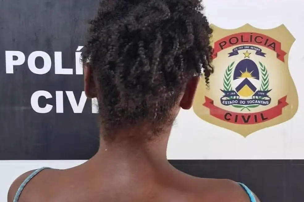 Mulher é presa suspeita de matar homem a facadas por dívida de programa sexual