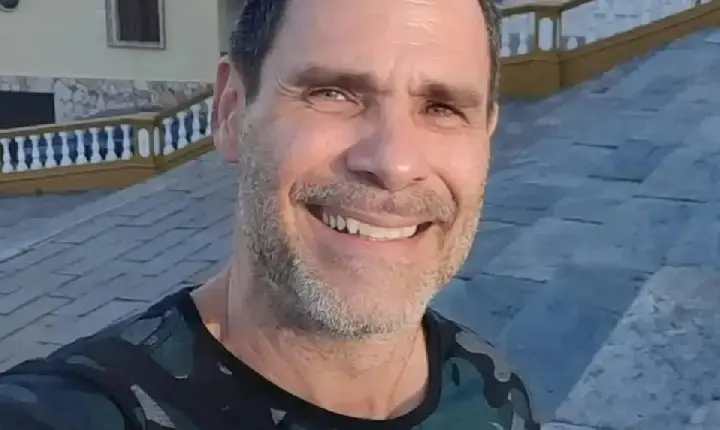 Corpo de empresário é encontrado enterrado no quintal da própria casa; ex-companheira é suspeita