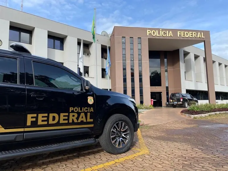 PF toma atitude após flagras de Bolsonaro na Superintendência