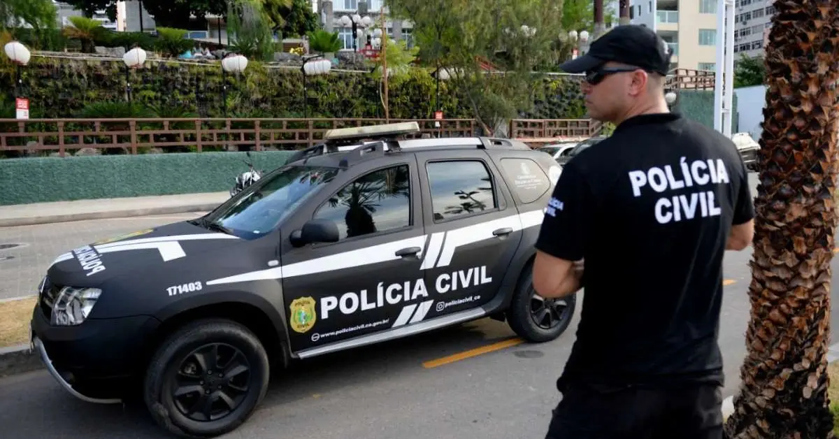 Mulher se passa por membro de facção para expulsar mãe de casa (Foto: PCCE)