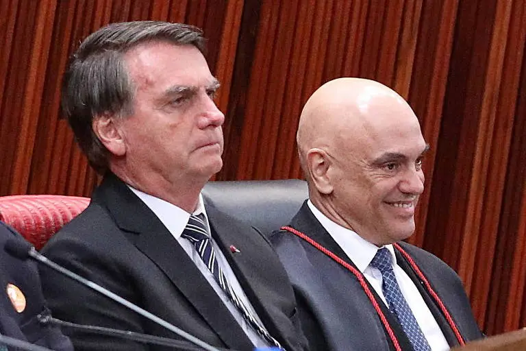 Segundo a revista Veja, Moraes se reuniu com o general Tomás Paiva para tratar dos possíveis desdobramentos da prisão de Jair Bolsonaro. Foto: Divulgação.
