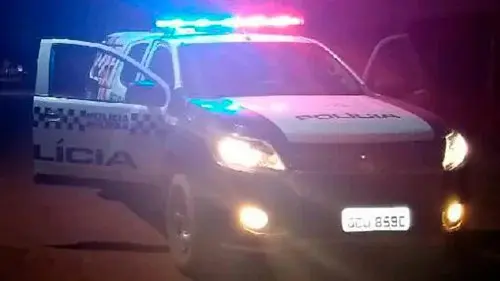 Jovem leva golpe de facão no rosto após discussão por R$ 5 reais