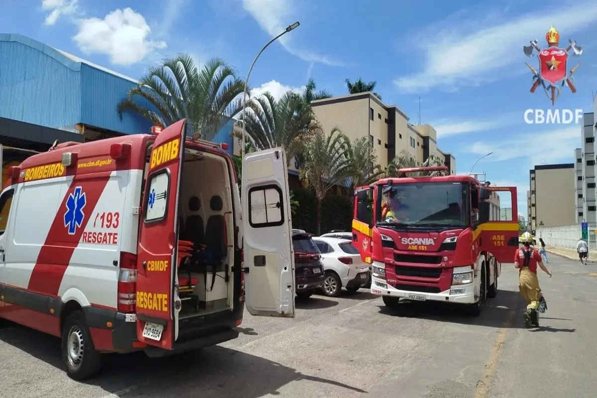 Mulher sofre queimaduras após celular explodir no bolso