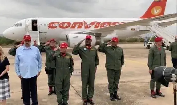 Avião que já foi usado por maduro vai à fronteira com o Brasil em meio à tensão com os EUA