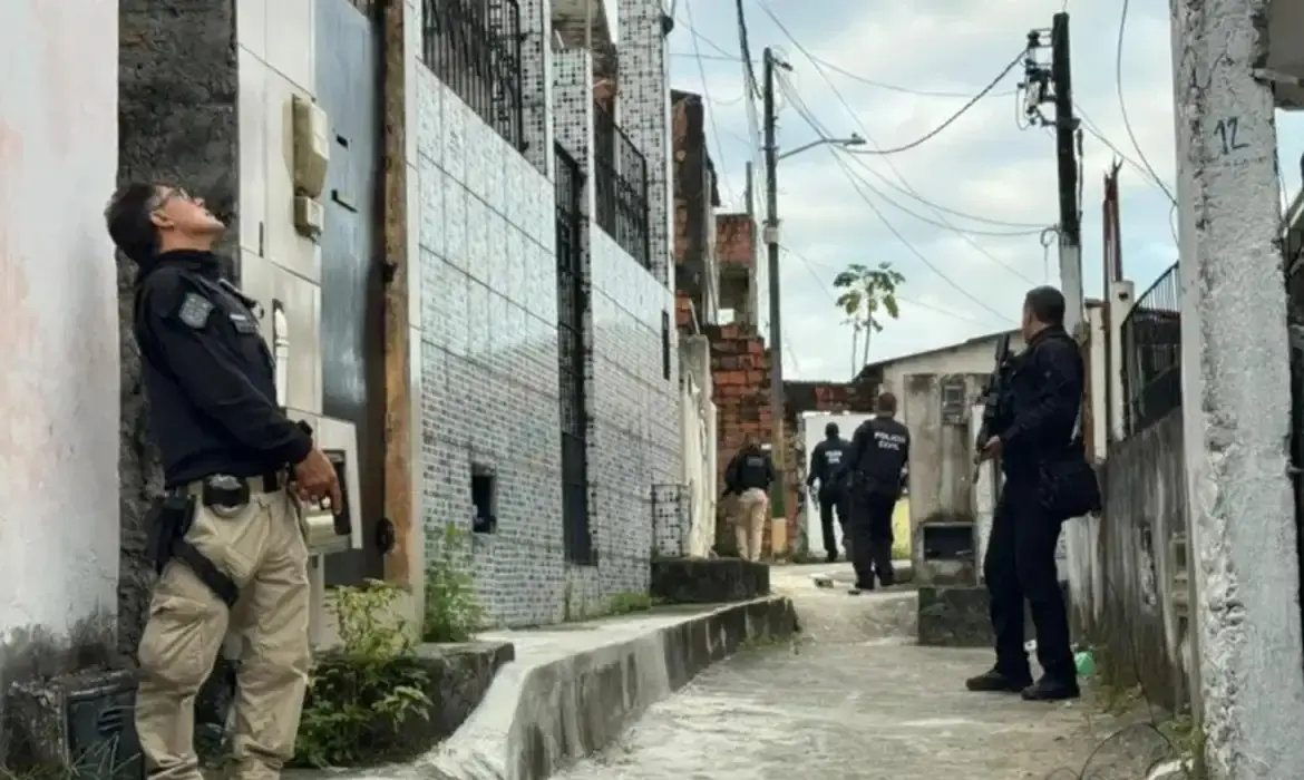 Vereador é preso em operação contra o Comando Vermelho no Rio
