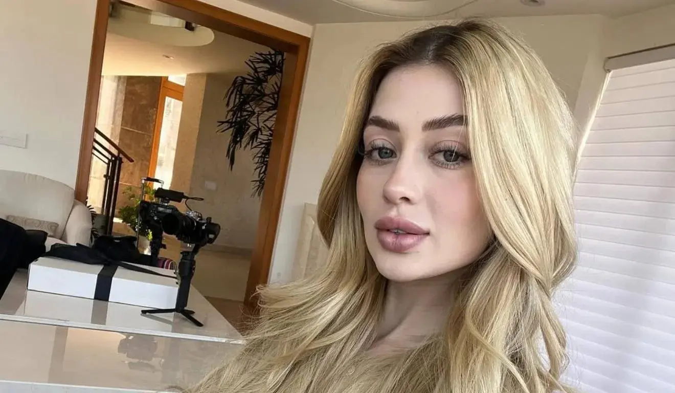 Valeria Márquez, influenciadora assassinada durante uma live no TikTok; investigações agora miram o próprio tio da jovem como suspeito de ordenar o crime. Foto: Reprodução / Redes sociais.