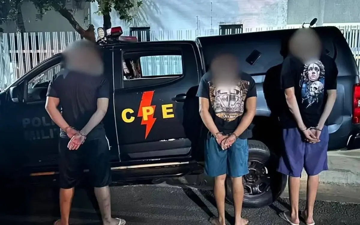 Menino de 7 anos morre baleado em emboscada contra o padrasto
