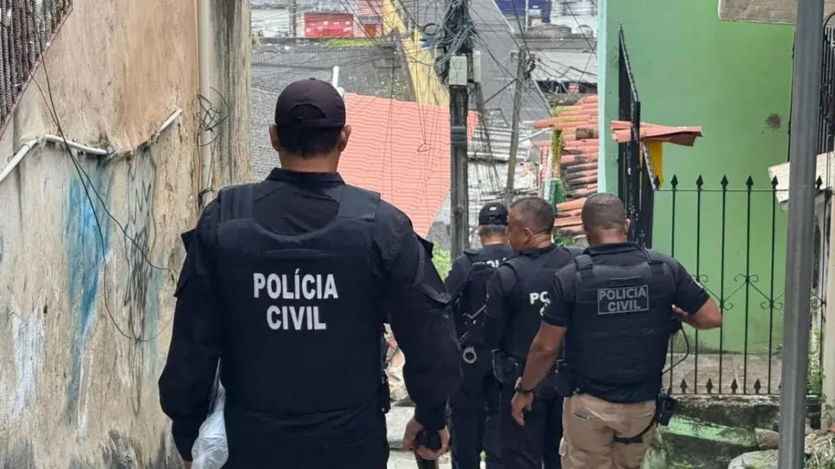 Polícia Civil faz operação contra o CV na Bahia e no Ceará