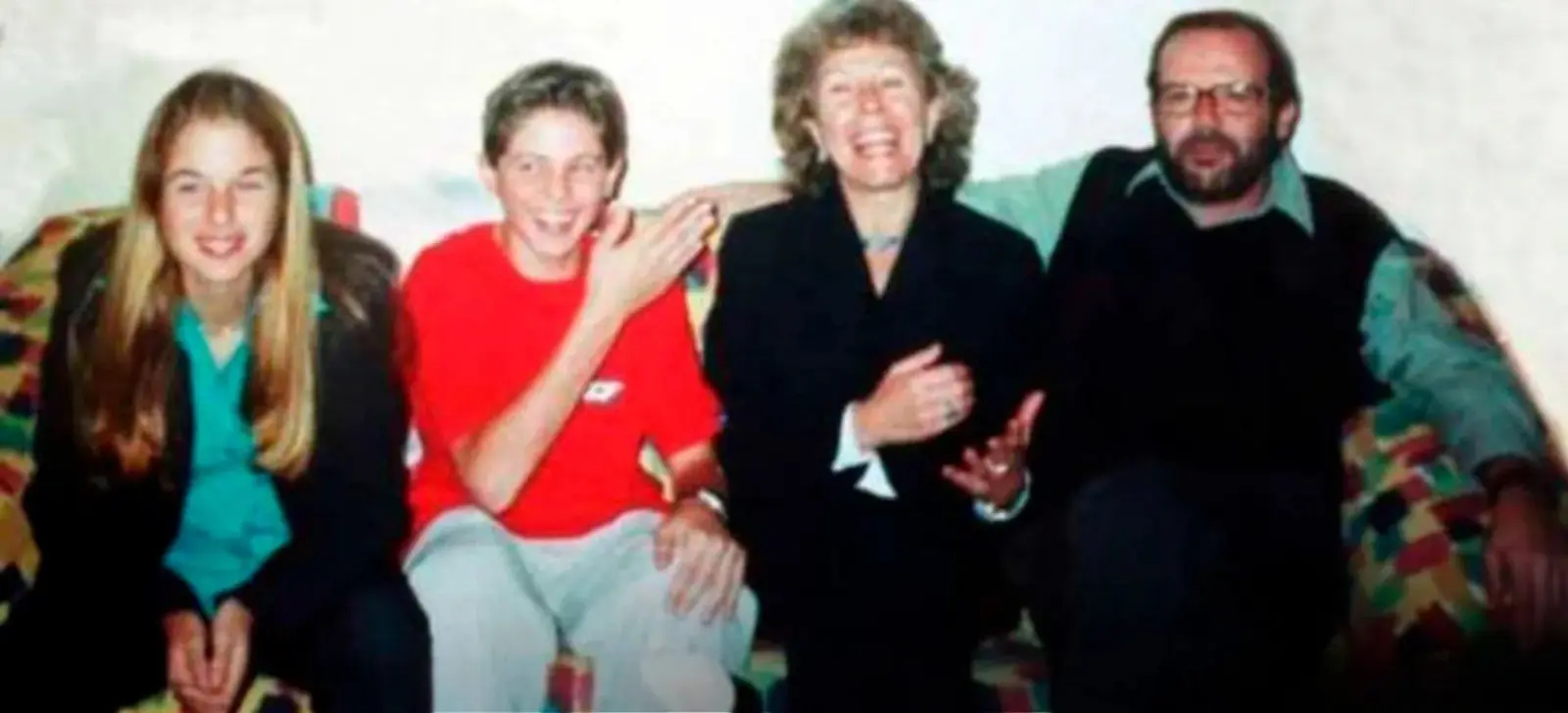 Mãe de Suzane von Richthofen envia mensagem psicografada
